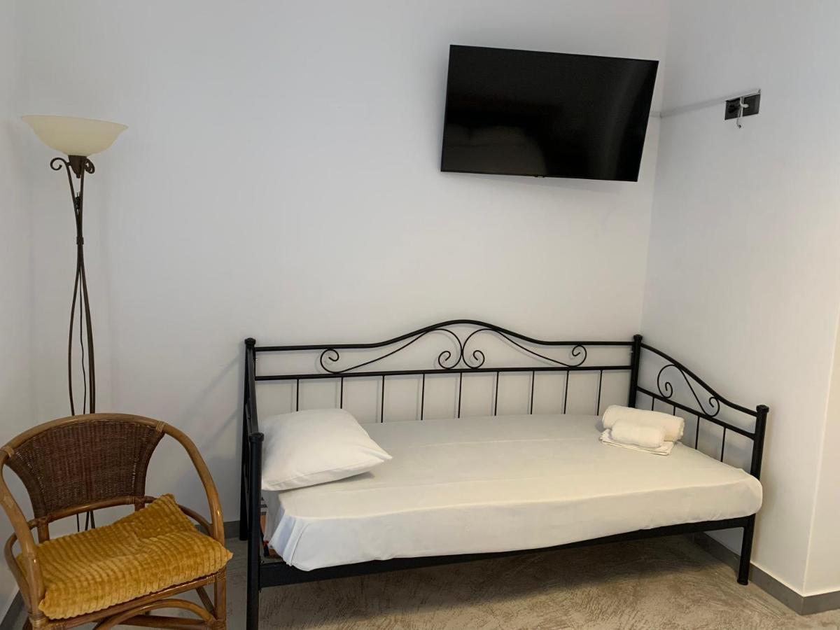 Appartement Condillia Central à Spetses Town Extérieur photo